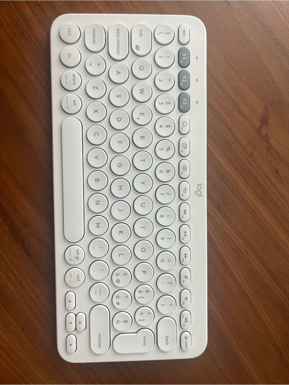 Logitech Pebble K380 portable, slim profile Wireless Keyboard (White)